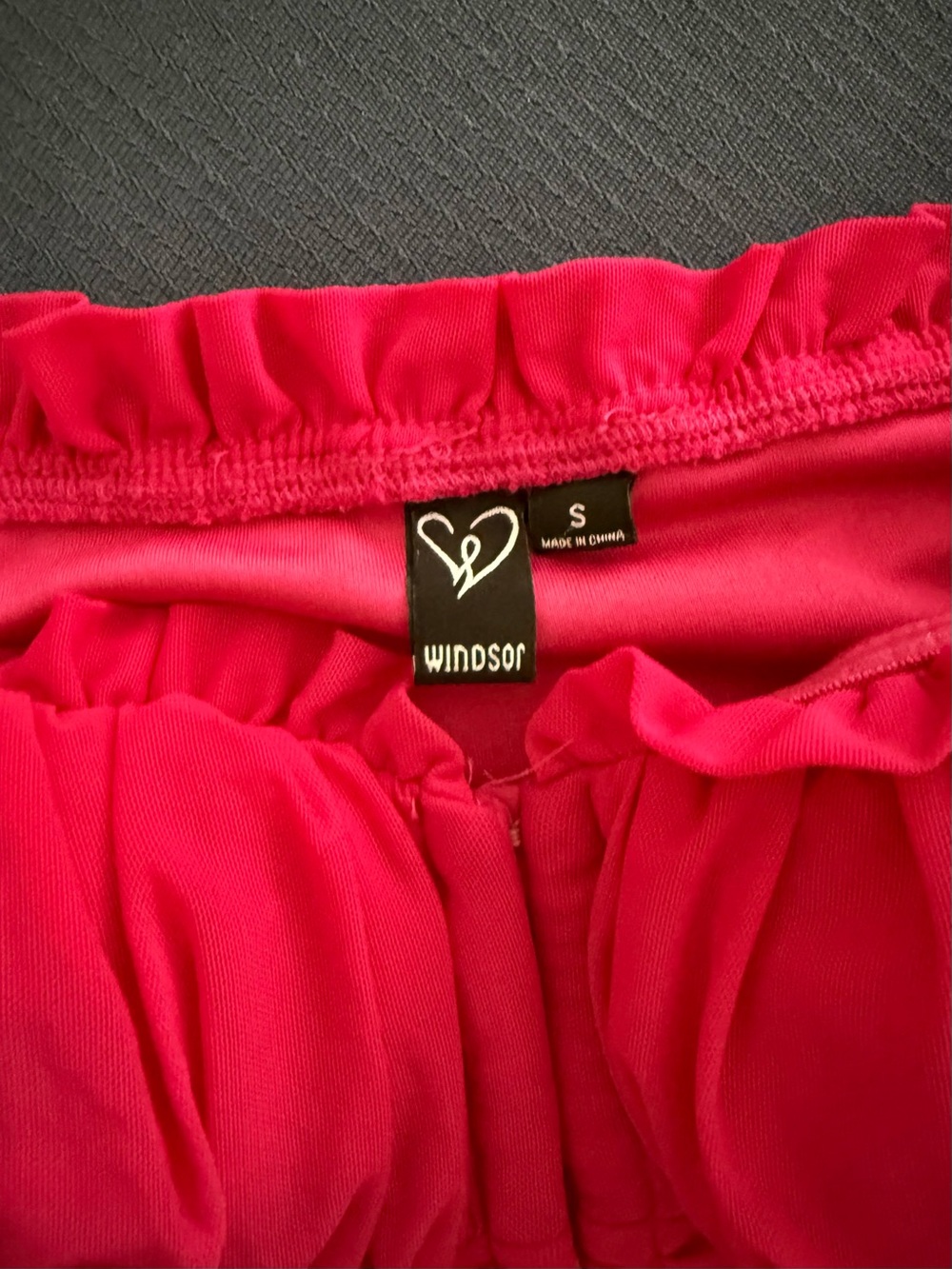 Windsor Hooked In Ruched Crop Top - Picture 5 of 6